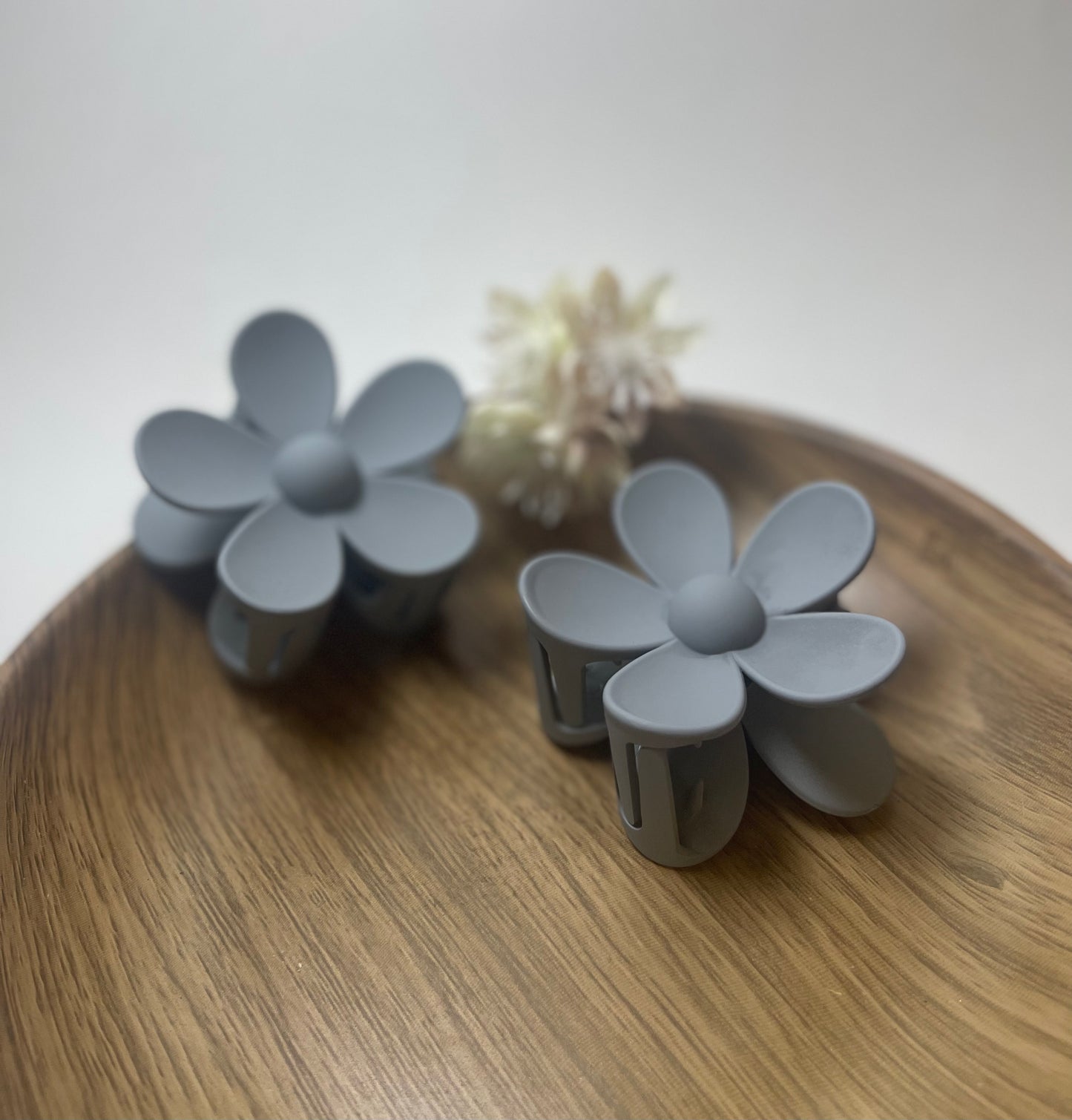 Flower hair clips